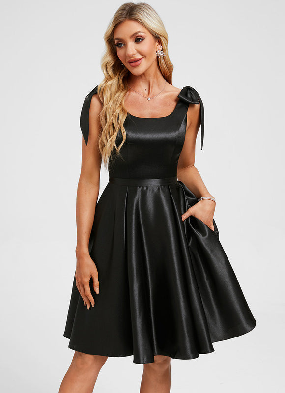 Robe Trapèze Noire À Nœud - gallery 4