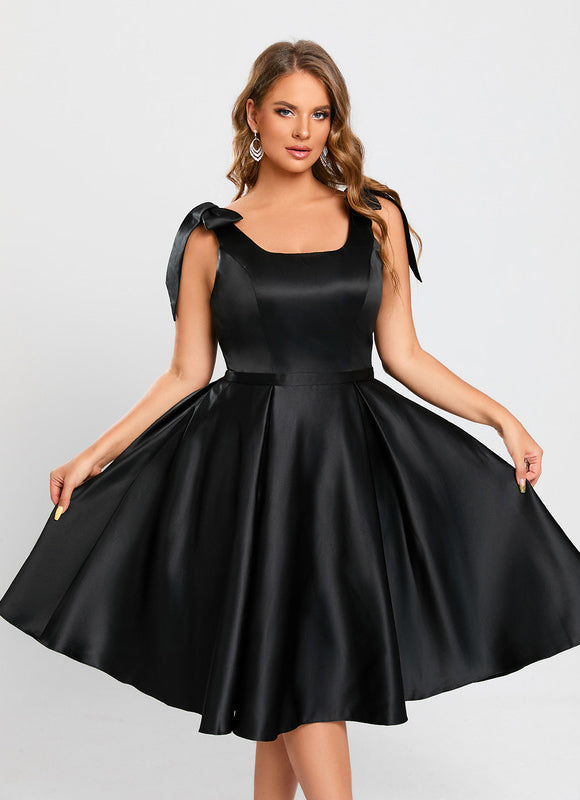 Robe Trapèze Noire Classique - gallery 8