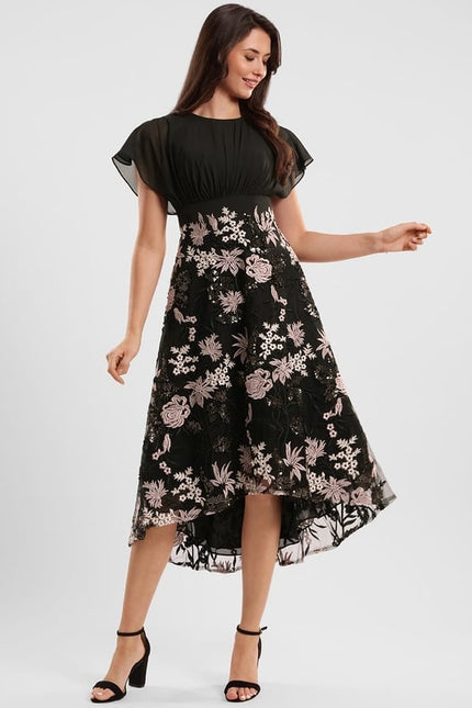 Robe Trapèze Élégance Florale