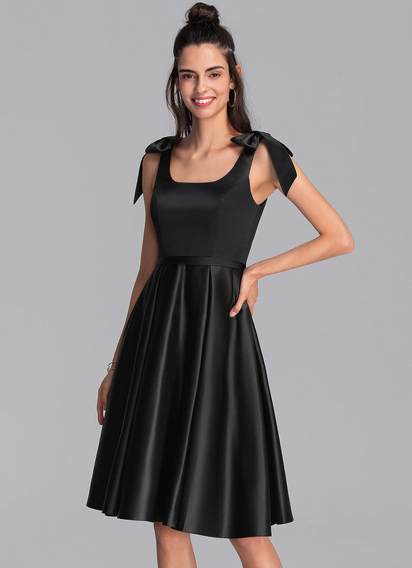 Robe Trapèze Noire Classique - gallery 2