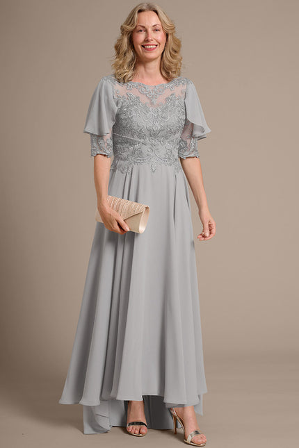 Robe Trapèze Élégance Grise Lumineuse