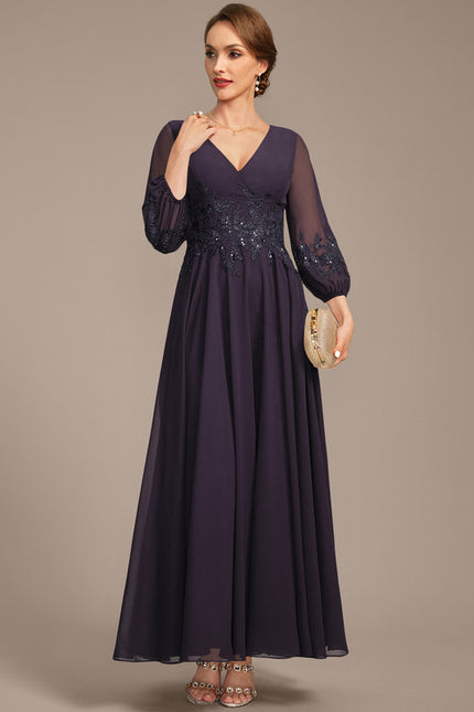 Robe Trapèze Verte En Mousseline Et Dentelle - gallery 3