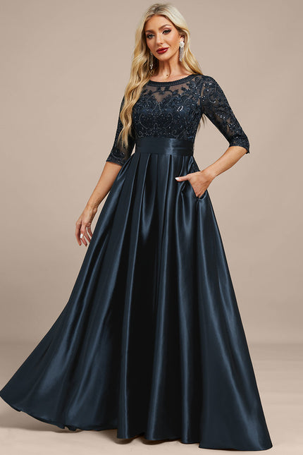 Robe Trapèze Élégance Nuit Satinée