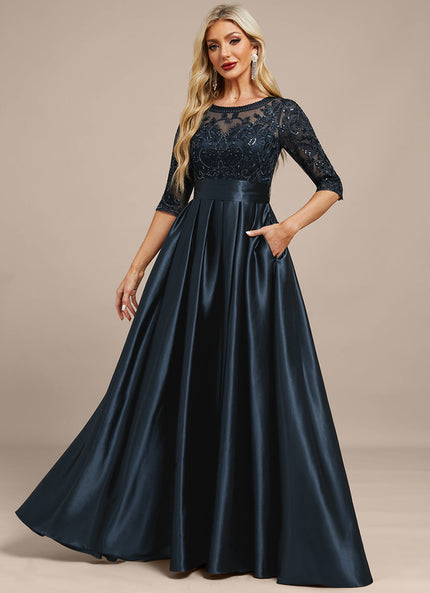 Robe Trapèze Élégance Nuit Satinée