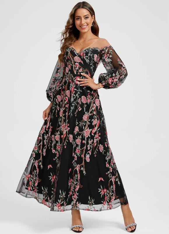 Robe Trapèze Éthérée Noire