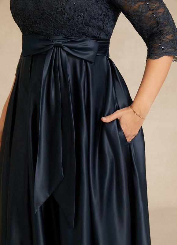 Robe Trapèze Bleu Marine En Dentelle Satiné - gallery 9