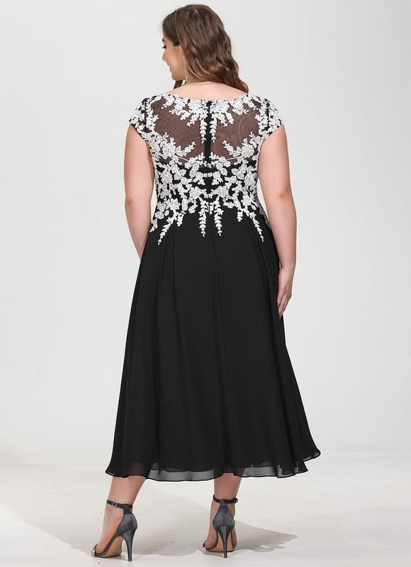 Robe Trapèze Noire Et Blanche Dentelle - gallery 9