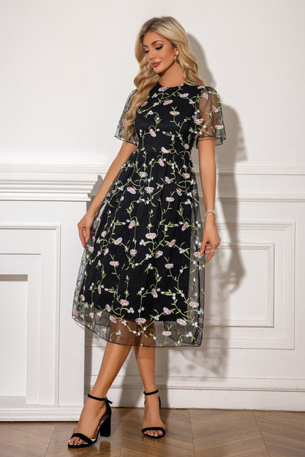 Robe Trapèze Fleur Noire Chic