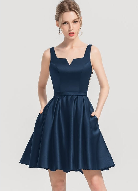 Robe Trapèze Bleu Satin Cocktail - gallery 2