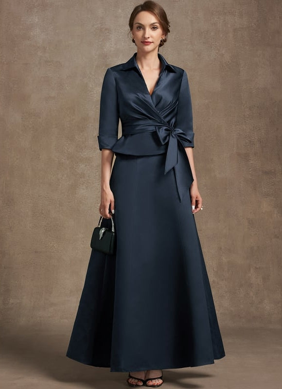 Robe Trapèze Bleu Satiné Longueâ€“Collier Plissé