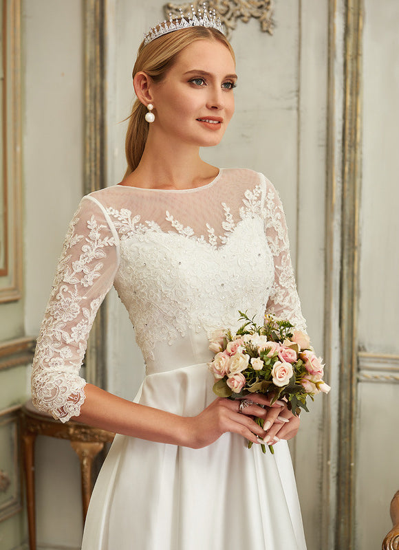 Robe Trapèze Élégance Dentelle Satinée - gallery 1