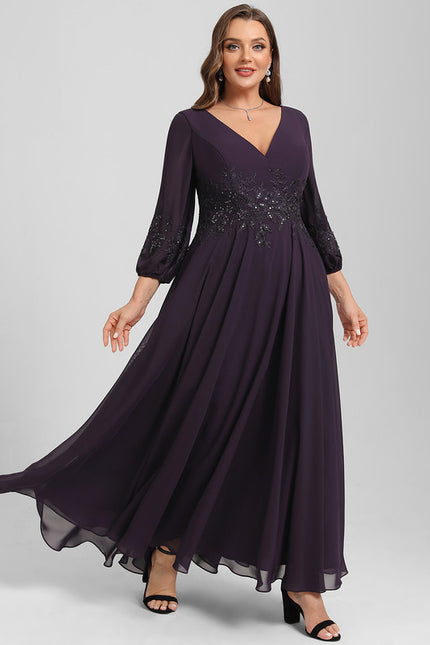 Robe Trapèze Verte En Mousseline Et Dentelle - gallery 7