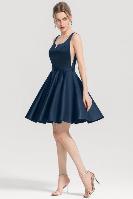 Robe Trapèze Bleu Satin Cocktail - gallery 1