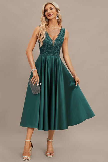 Robe Trapèze Satiné De Mystère - gallery 5