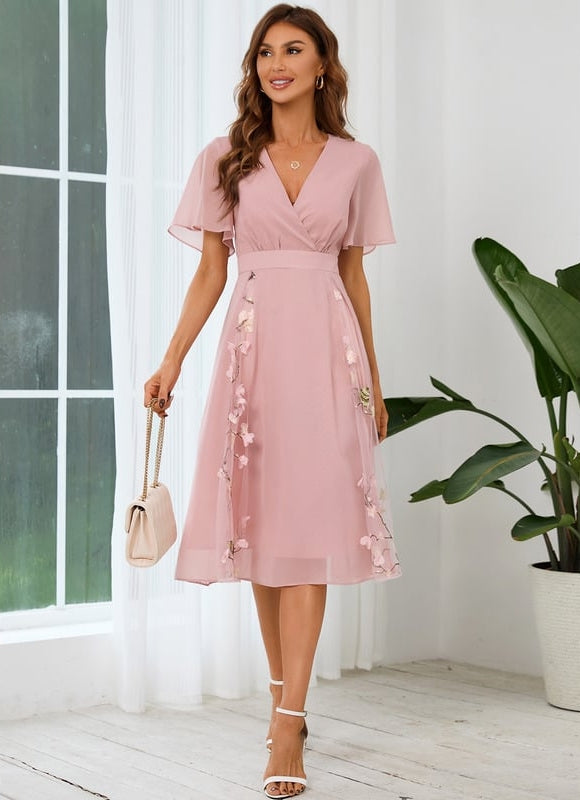 Robe Trapèze Noir Chic Aérien - gallery 6