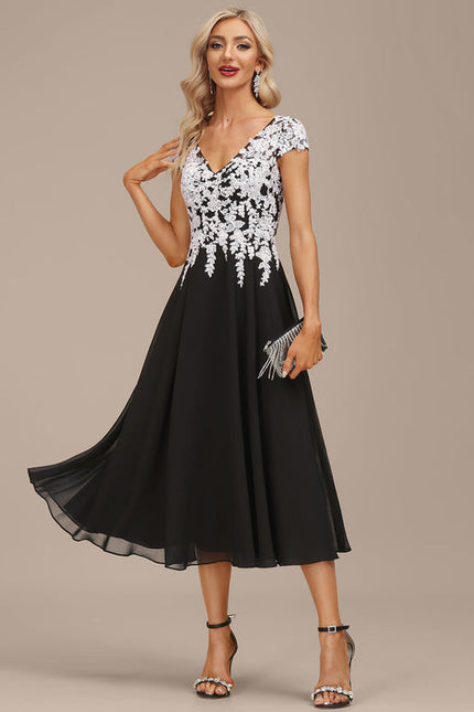 Robe Trapèze Noire Et Blanche Dentelle