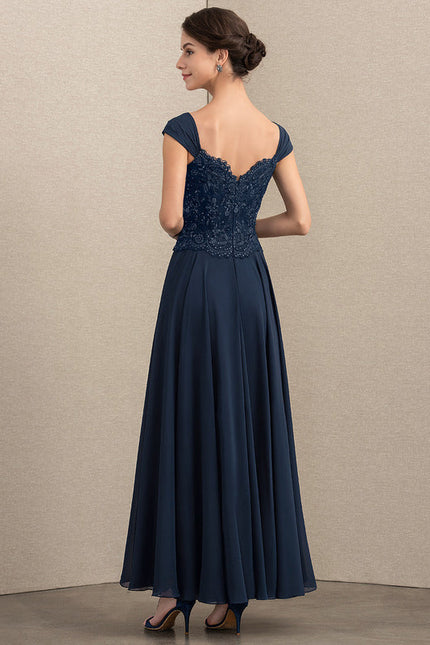 Robe Trapèze Verte En Mousseline Et Dentelle - gallery 4