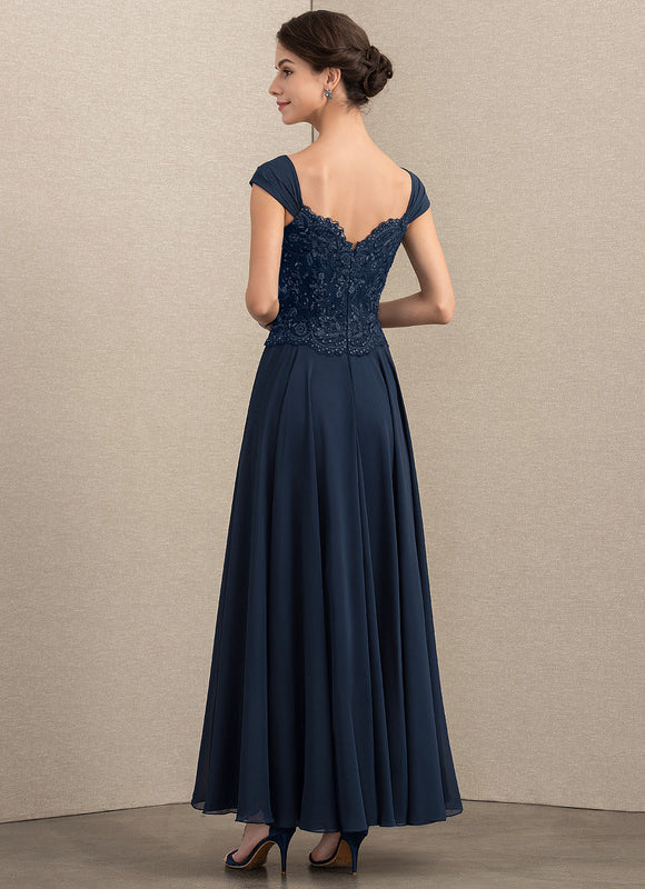 Robe Trapèze Verte En Mousseline Et Dentelle - gallery 4