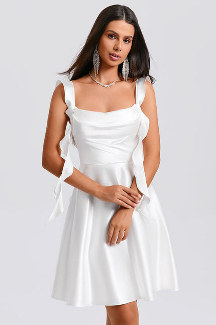 Robe Trapèze Éclat De Satin