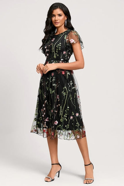 Robe Trapèze Noire À Fleurs