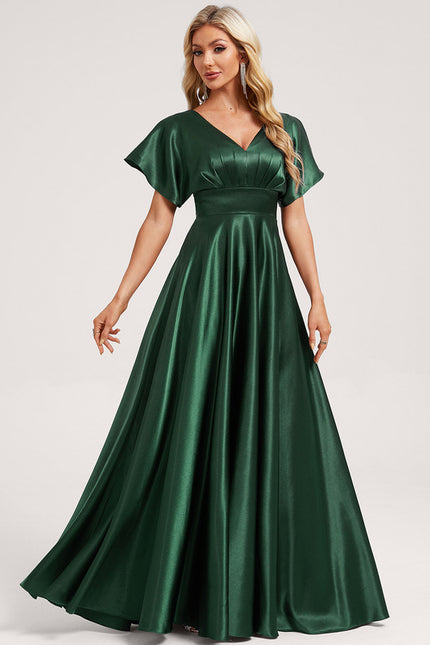 Robe Trapèze Satin Doré Élégante