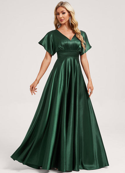 Robe Trapèze Satin Doré Élégante