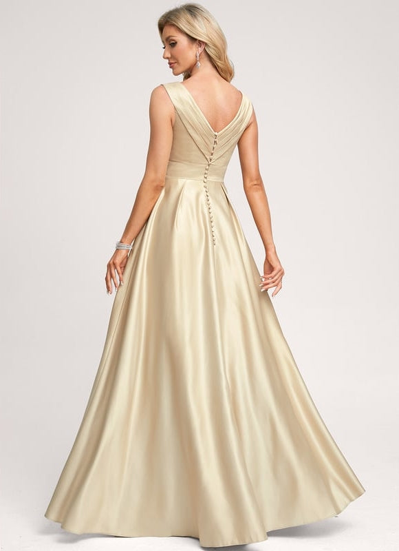 Robe Satin Trapeze - gallery 1