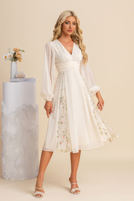 Robe Trapèze Élégance Florale Lumineuse - gallery 4