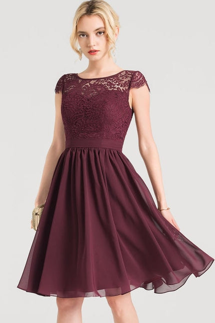 Robe Trapèze Violet Dentelle Douce