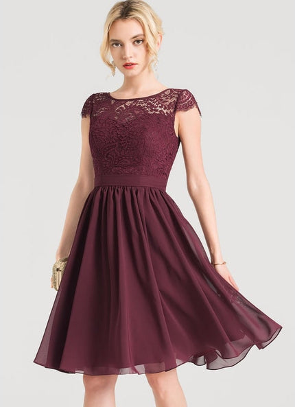 Robe Trapèze Violet Dentelle Douce