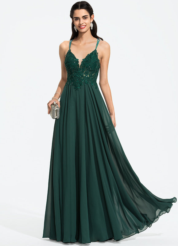 Robe Trapèze Verte En Mousseline Avec Perles Et Paillettes - gallery 9