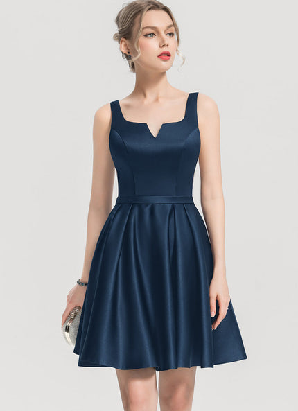 Robe Trapèze Bleu Satin Cocktail