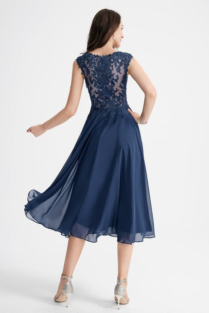 Robe Trapèze Noire Et Blanche Dentelle - gallery 4