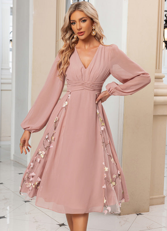 Robe Trapèze Élégance Florale Lumineuse - gallery 8