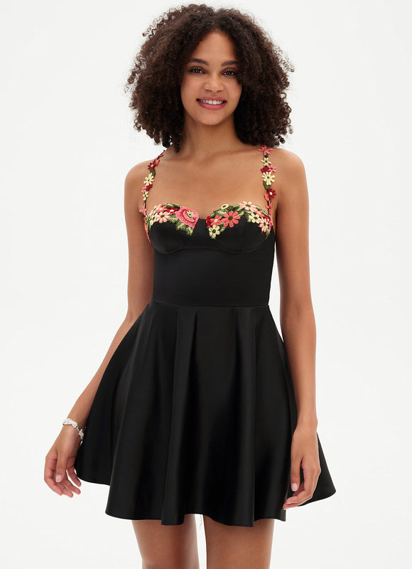 Robe Trapèze Vogue Satin Éclat - gallery 4