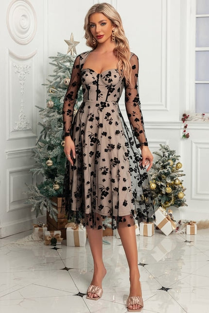 Robe Trapèze Valse Sombre Florale - gallery 2