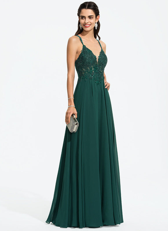 Robe Trapèze Verte En Mousseline Avec Perles Et Paillettes - gallery 5