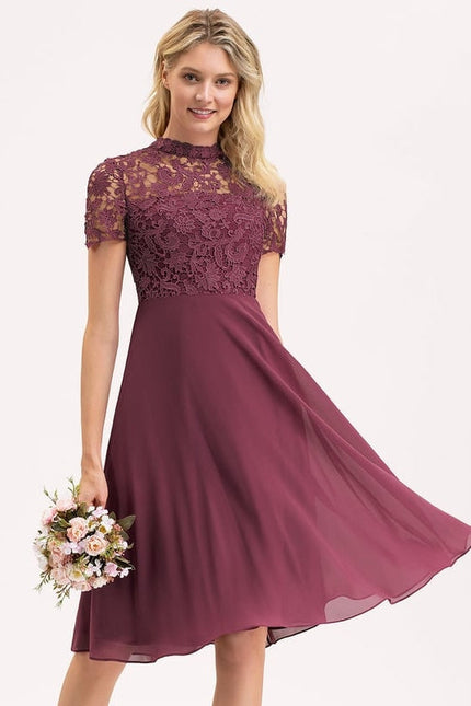 Robe Trapèze Violet Dentelle Douce
