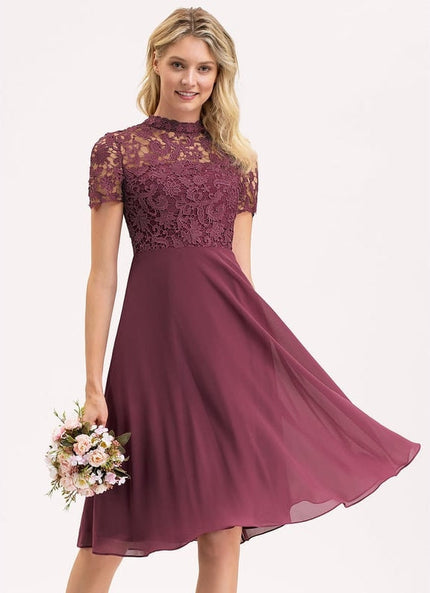 Robe Trapèze Violet Dentelle Douce