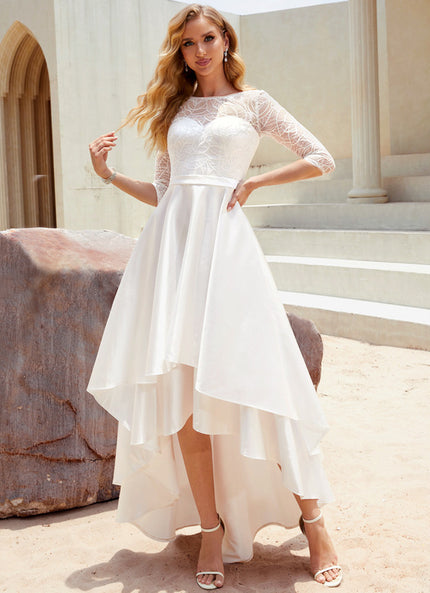 Robe Trapèze Élégance Satinée Moderne