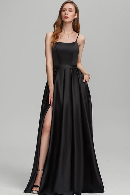 Robe Trapèze Noir Satiné Élégance