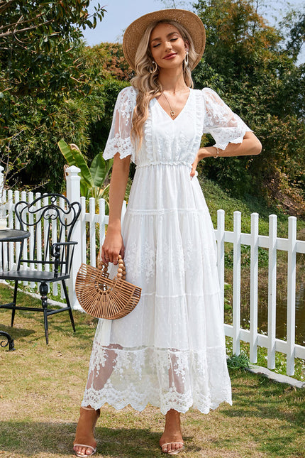 Robe Trapèze Élégance Blanche Éthérée