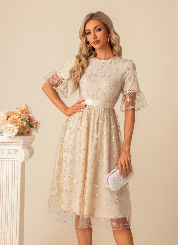 Robe Trapèze Floral Évanescence