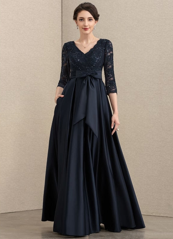 Robe Trapèze Bleu Marine En Dentelle Satiné - gallery 2