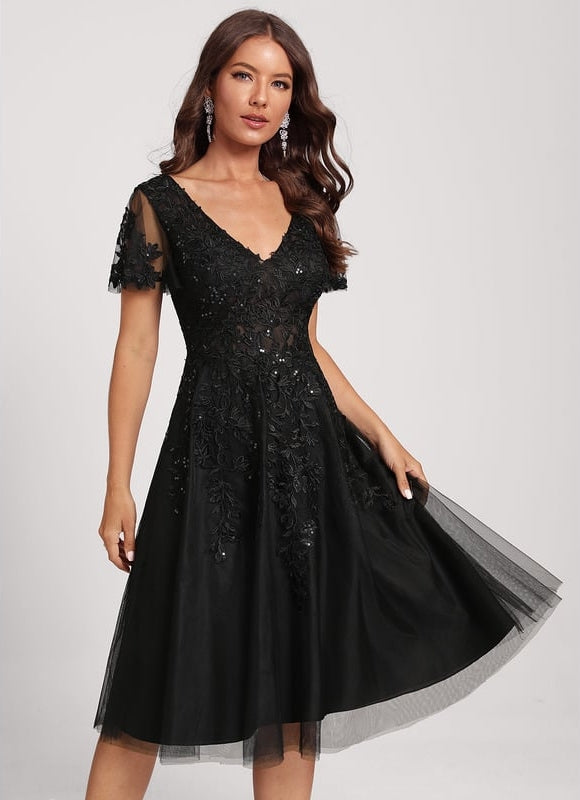 Robe Trapèze Élégance Mystérieuse