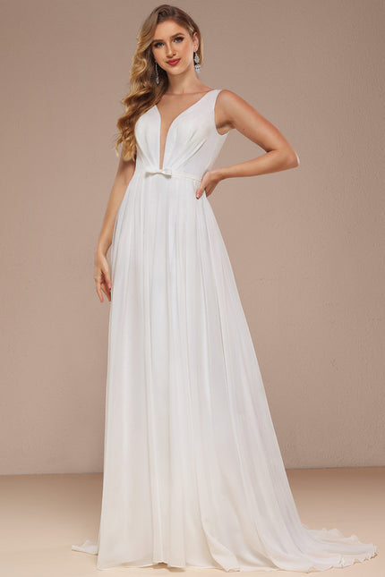 Robe Trapèze Blanche Avec Traîne Balayette