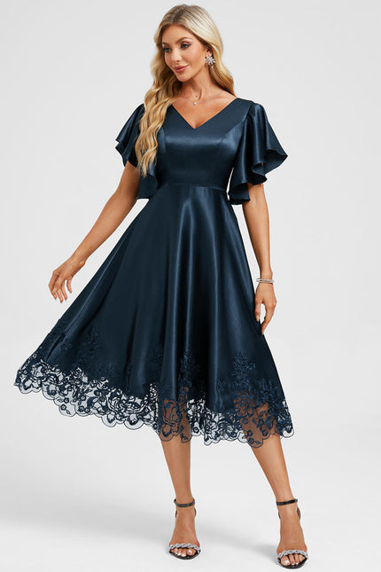 Robe Trapèze Élégante À Dentelle - gallery 3