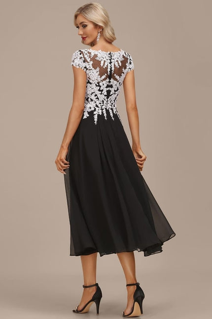 Robe Trapèze Noire Et Blanche Dentelle - gallery 4