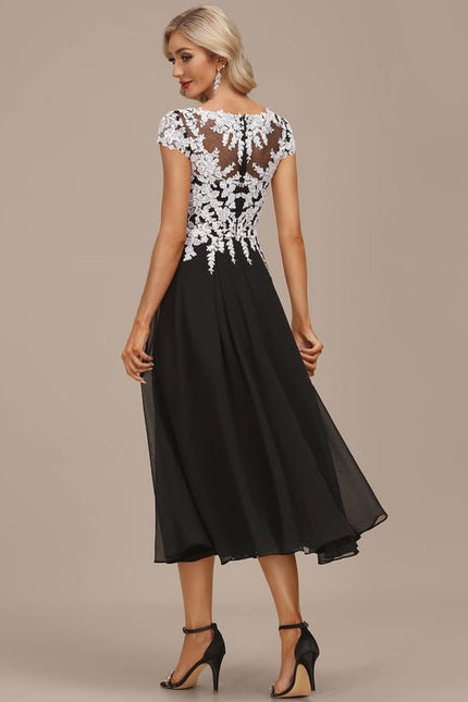 Robe Trapèze Noire Et Blanche Dentelle - gallery 4