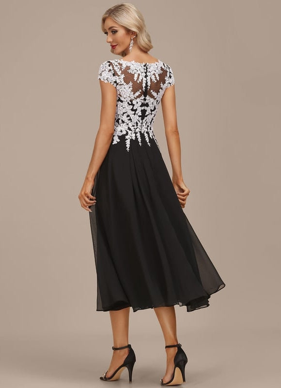 Robe Trapèze Noire Et Blanche Dentelle - gallery 4
